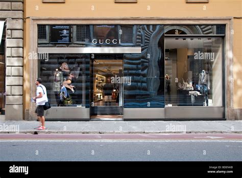 via tornabuoni firenze gucci